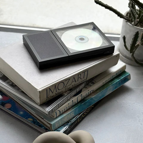 KM5 Instant Disk Audio-CP2 CD player Black (with Full-range Speaker)