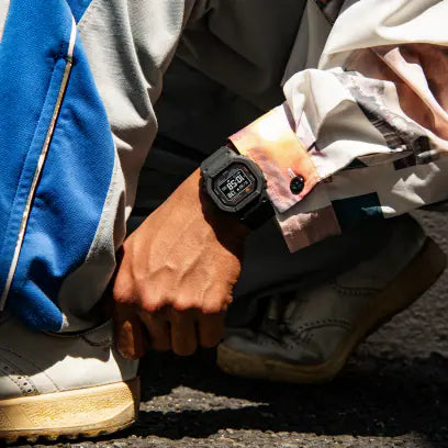 CASIO G-SHOCK G-SQUAD 手錶 DW-H5600-1JR JDM日版